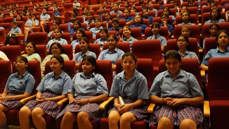 Mody School, Lakshmangarh