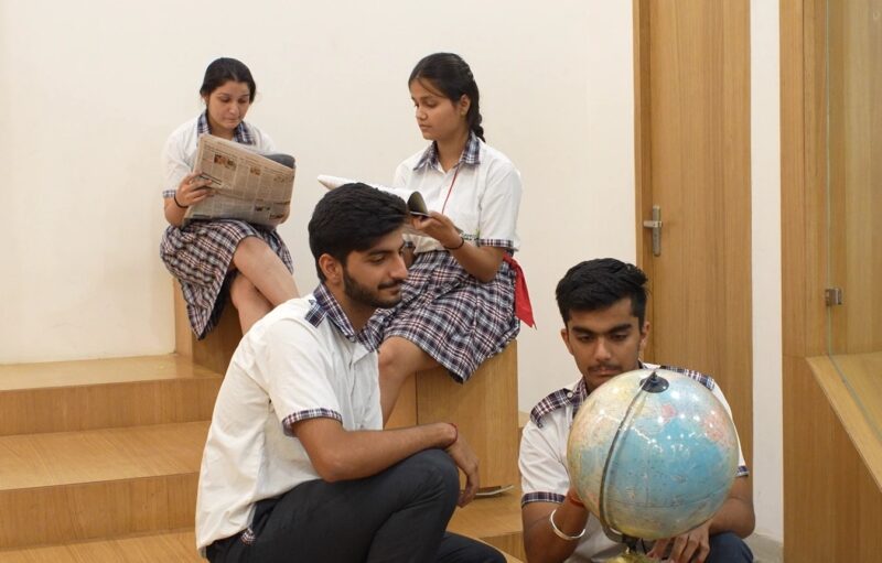 DAFFODILS WORLD SCHOOL